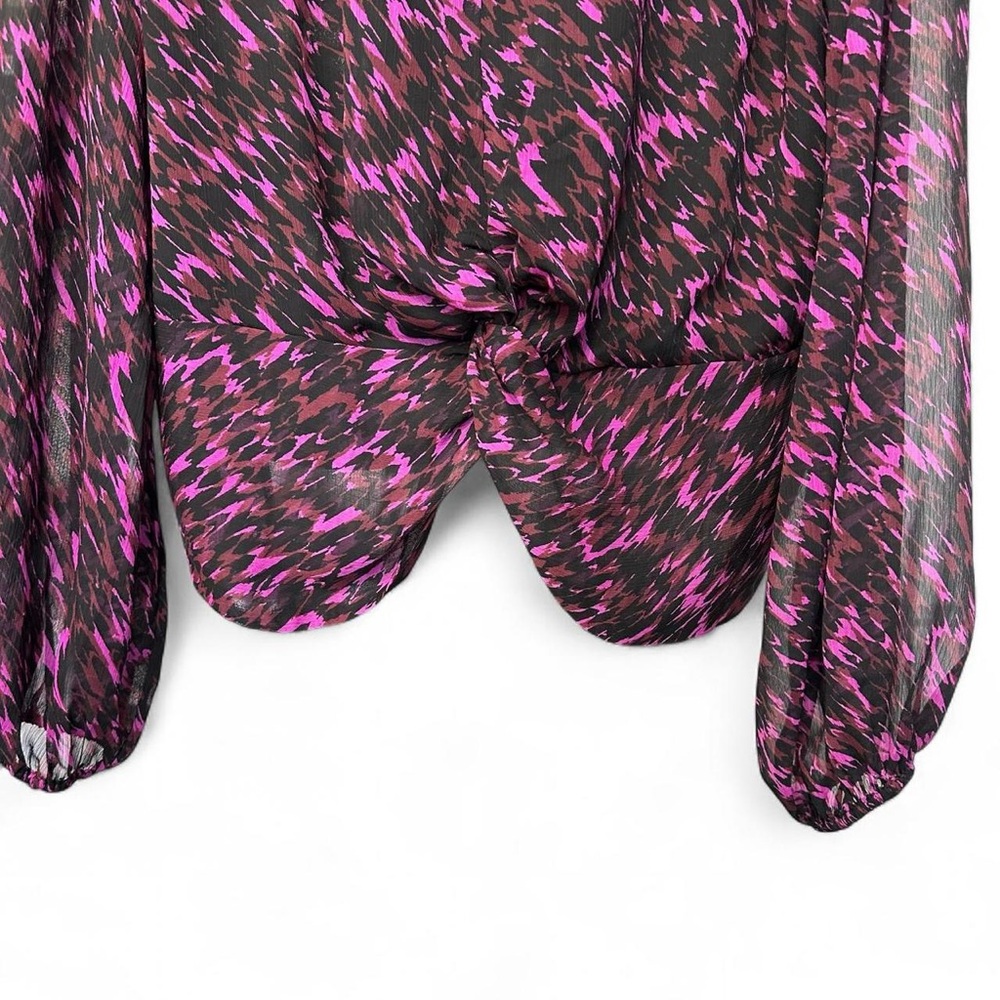 Express Women's Top with Black and Pink Pattern - Picture 3 of 8